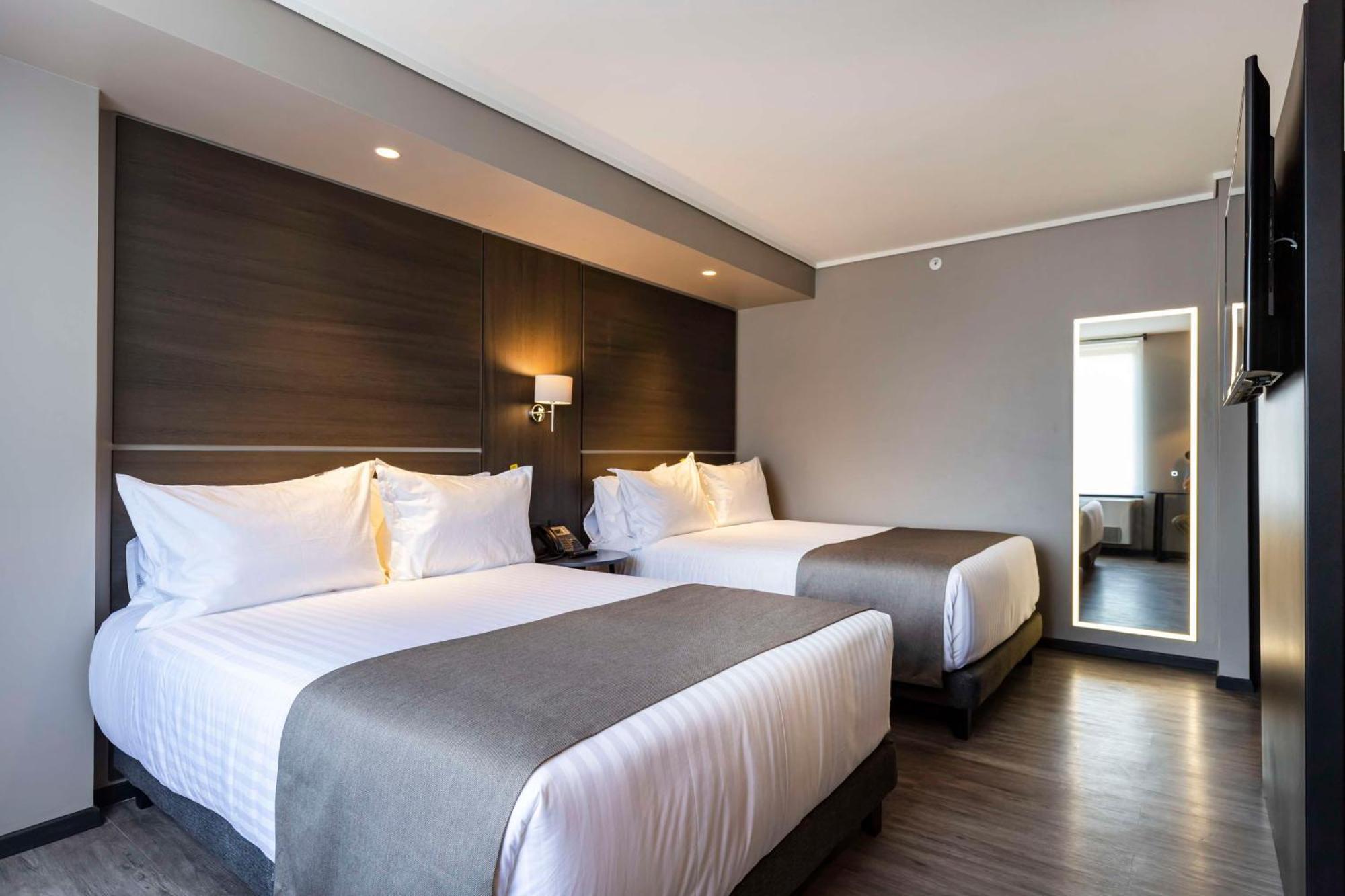 Отель Ola Santiago Providencia, Tapestry Collection By Hilton Экстерьер фото