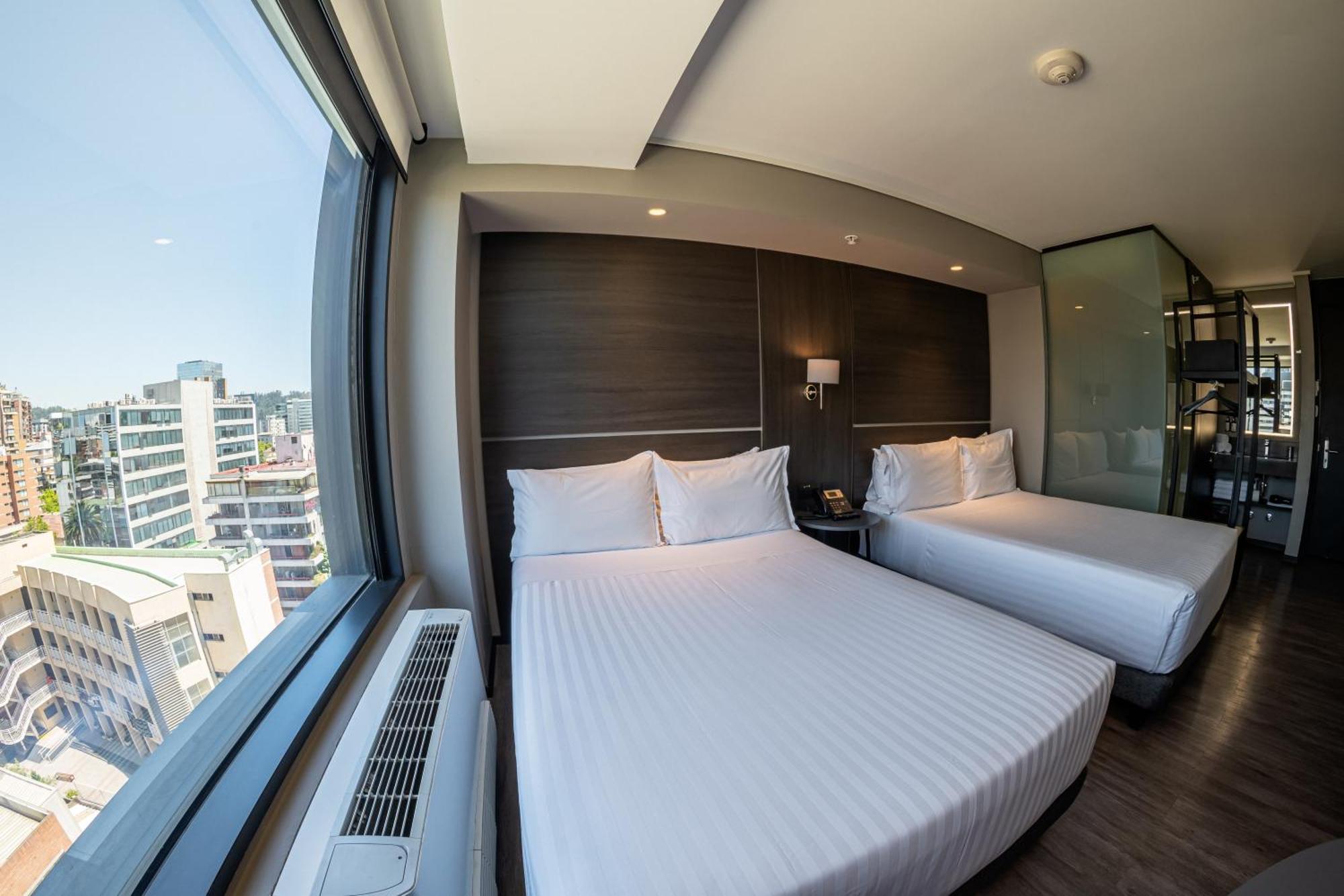 Отель Ola Santiago Providencia, Tapestry Collection By Hilton Экстерьер фото