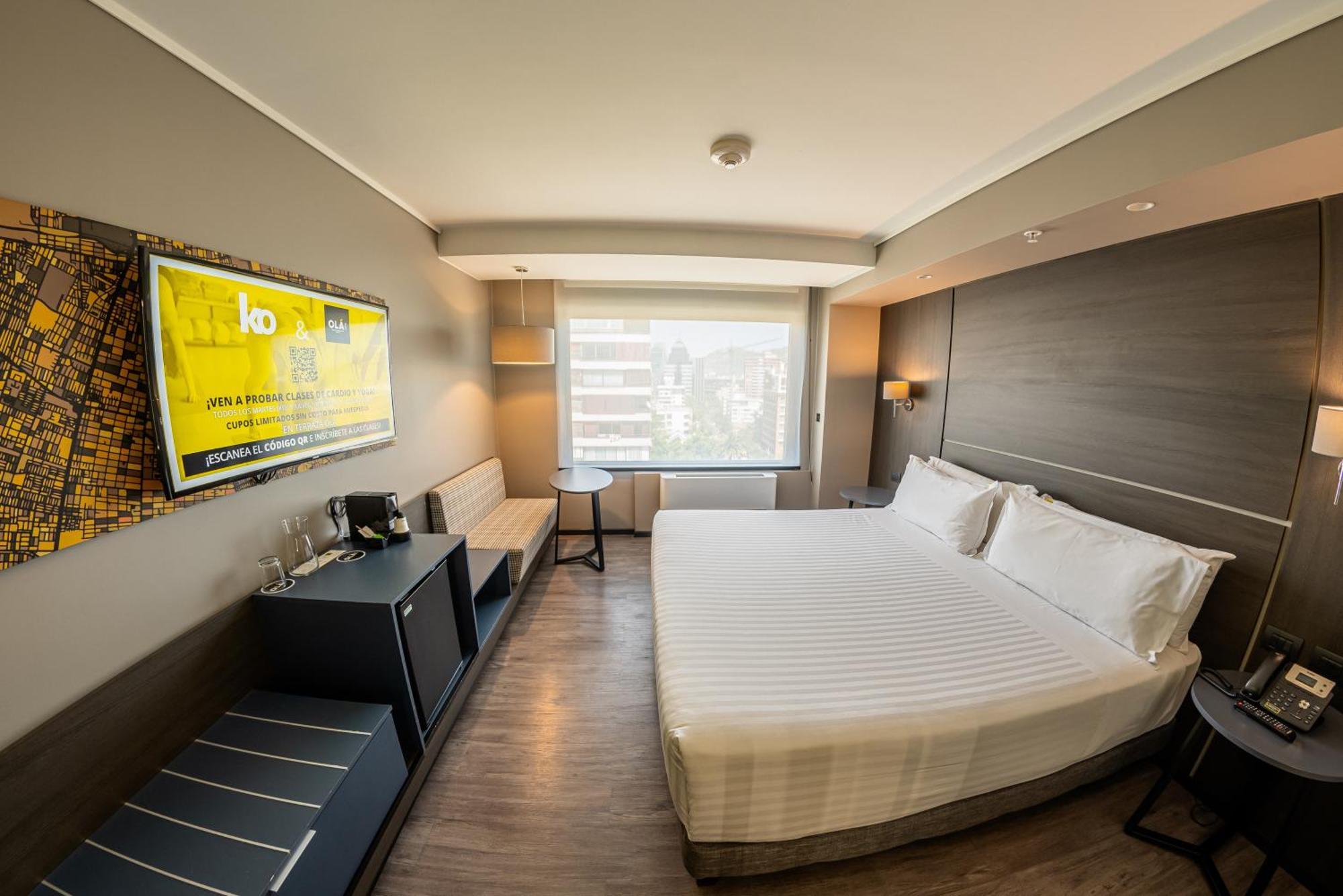 Отель Ola Santiago Providencia, Tapestry Collection By Hilton Экстерьер фото